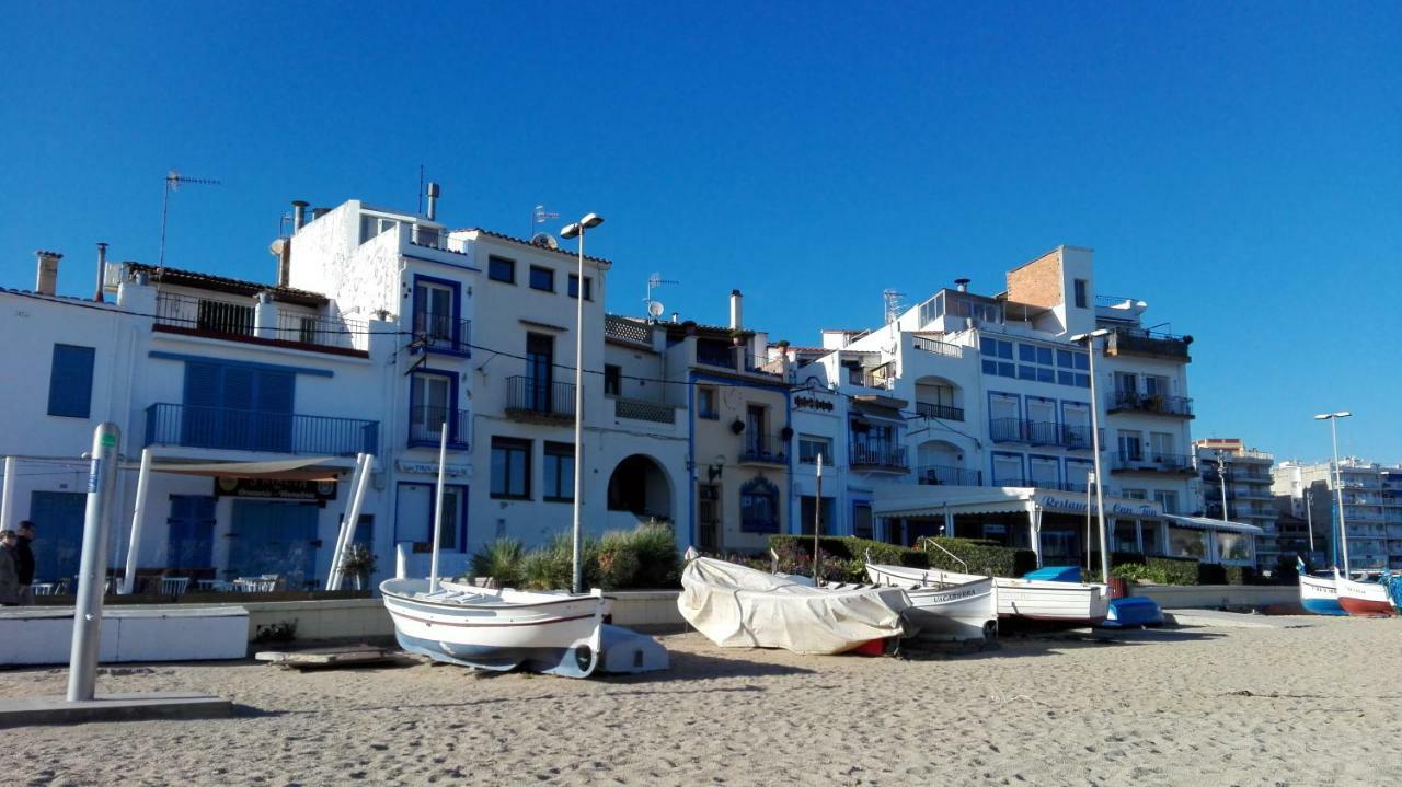 Puerto Costa Brava Apartments Бланес Экстерьер фото