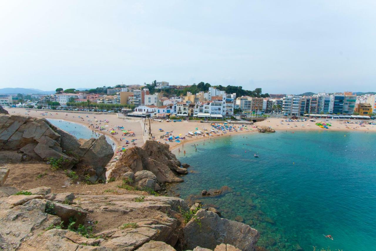 Puerto Costa Brava Apartments Бланес Экстерьер фото